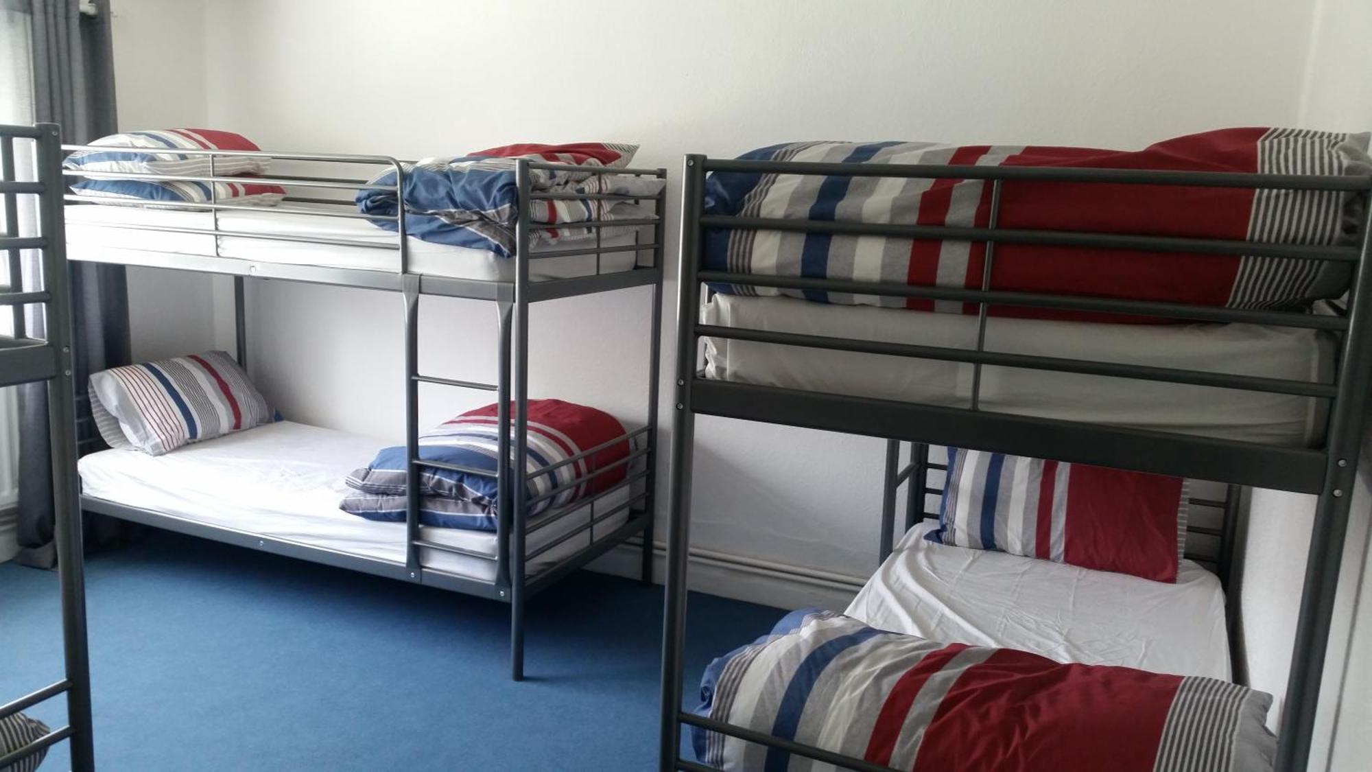 The Queens Hostel ลอนดอน ภายนอก รูปภาพ
